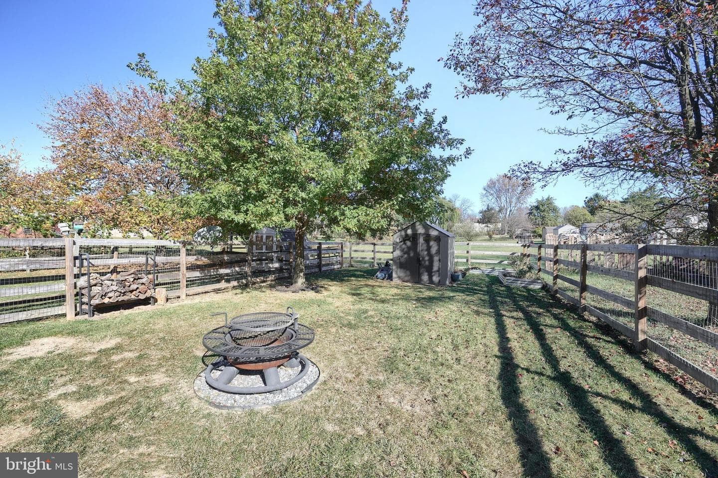 216 Westminster Avenue photo 8