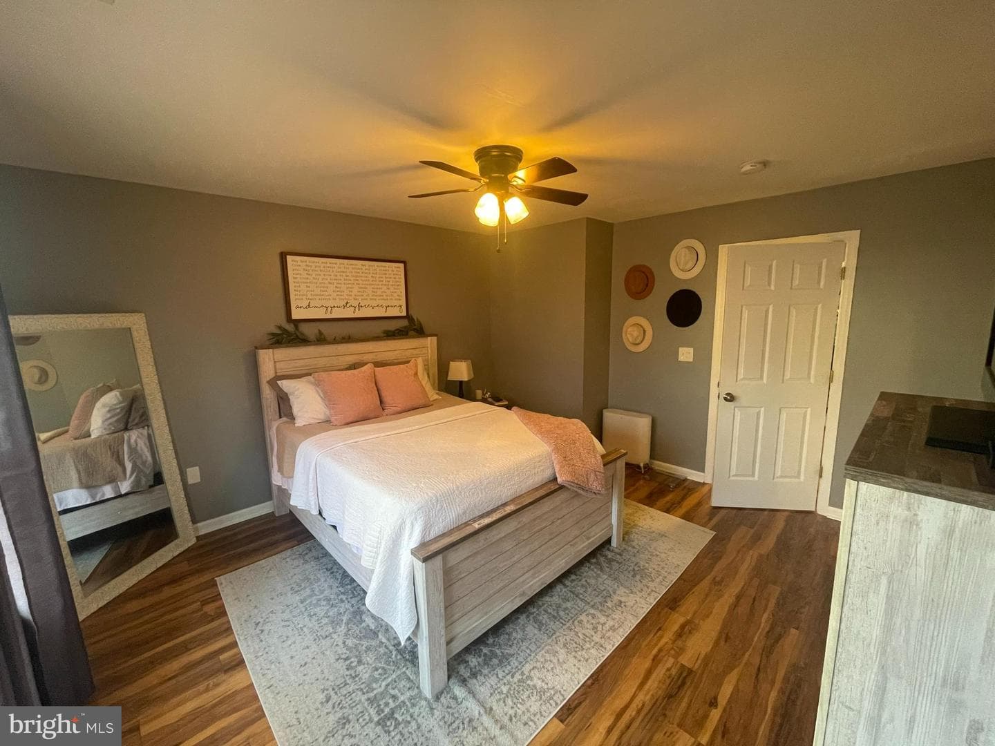 2760 Hunters Crest Drive #5 photo 19