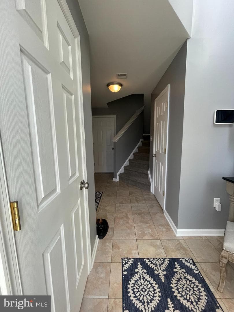 2760 Hunters Crest Drive #5 photo 3