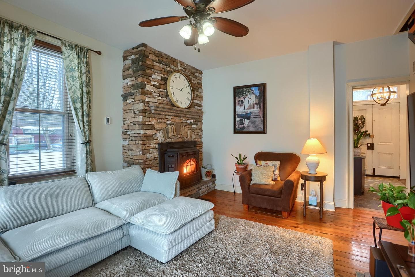 4274 Russell Lane photo 15