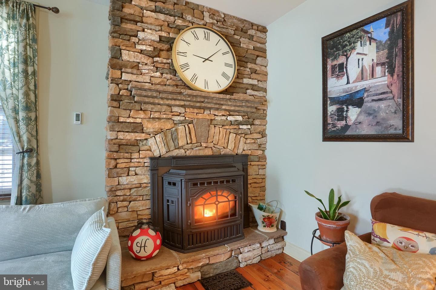 4274 Russell Lane photo 16