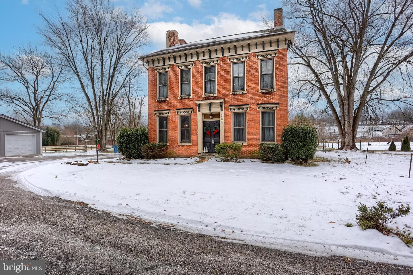 4274 Russell Lane photo 3