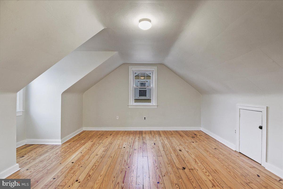 208 Wynwood Road photo 19