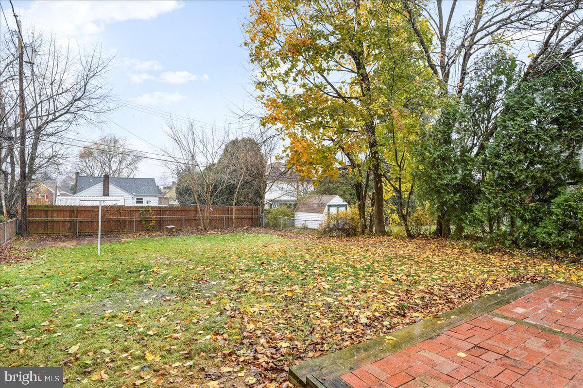 208 Wynwood Road photo 23