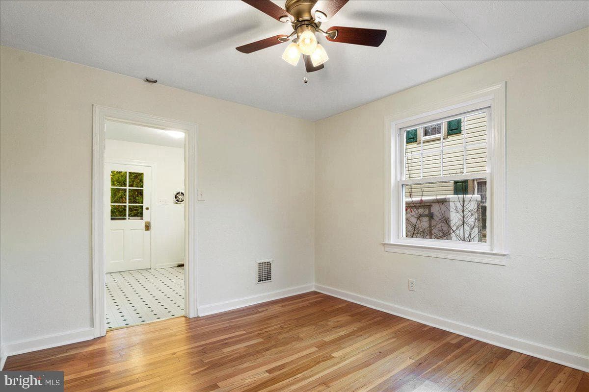 208 Wynwood Road photo 6