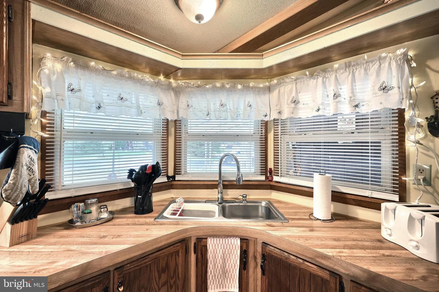 7405 Amy Avenue photo 13