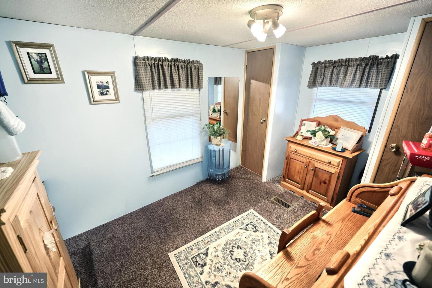 7405 Amy Avenue photo 16