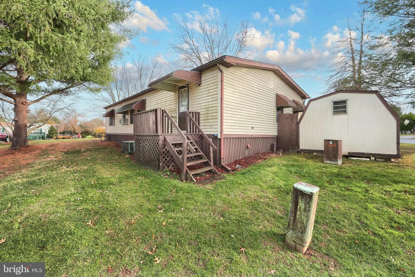 7405 Amy Avenue photo 28