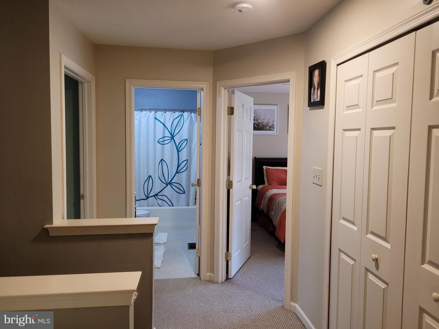335 Sunbury Way photo 24