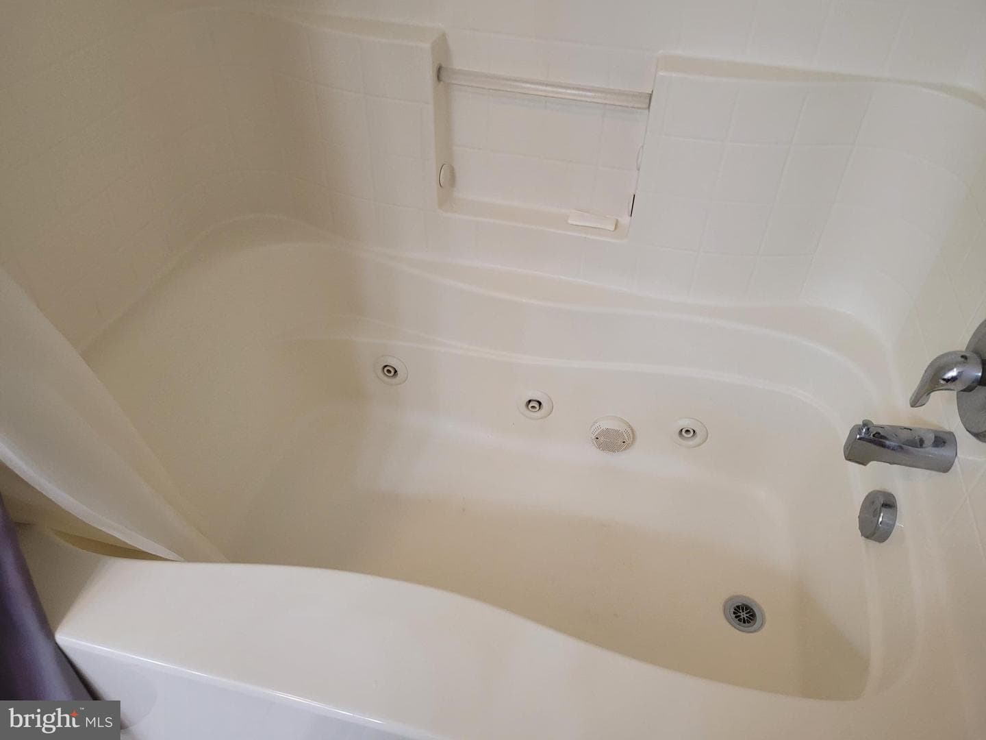 335 Sunbury Way photo 33