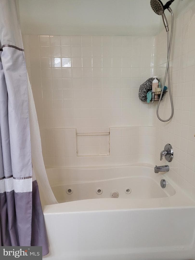 335 Sunbury Way photo 34