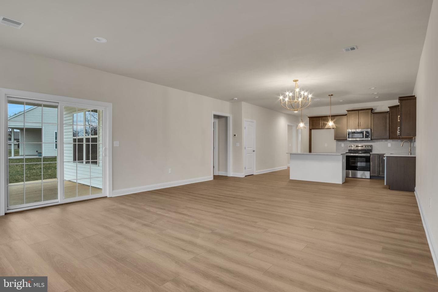 899 Shadowbrooke Drive photo 13