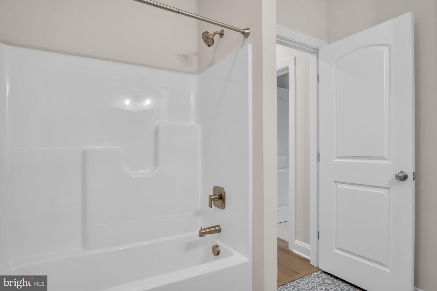 899 Shadowbrooke Drive photo 18