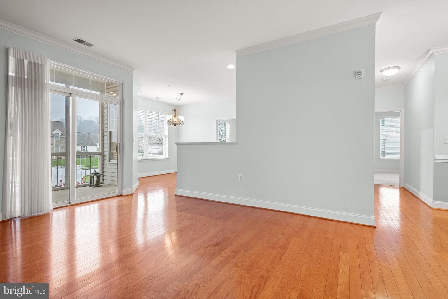 1030 Crest Way #201 photo 2
