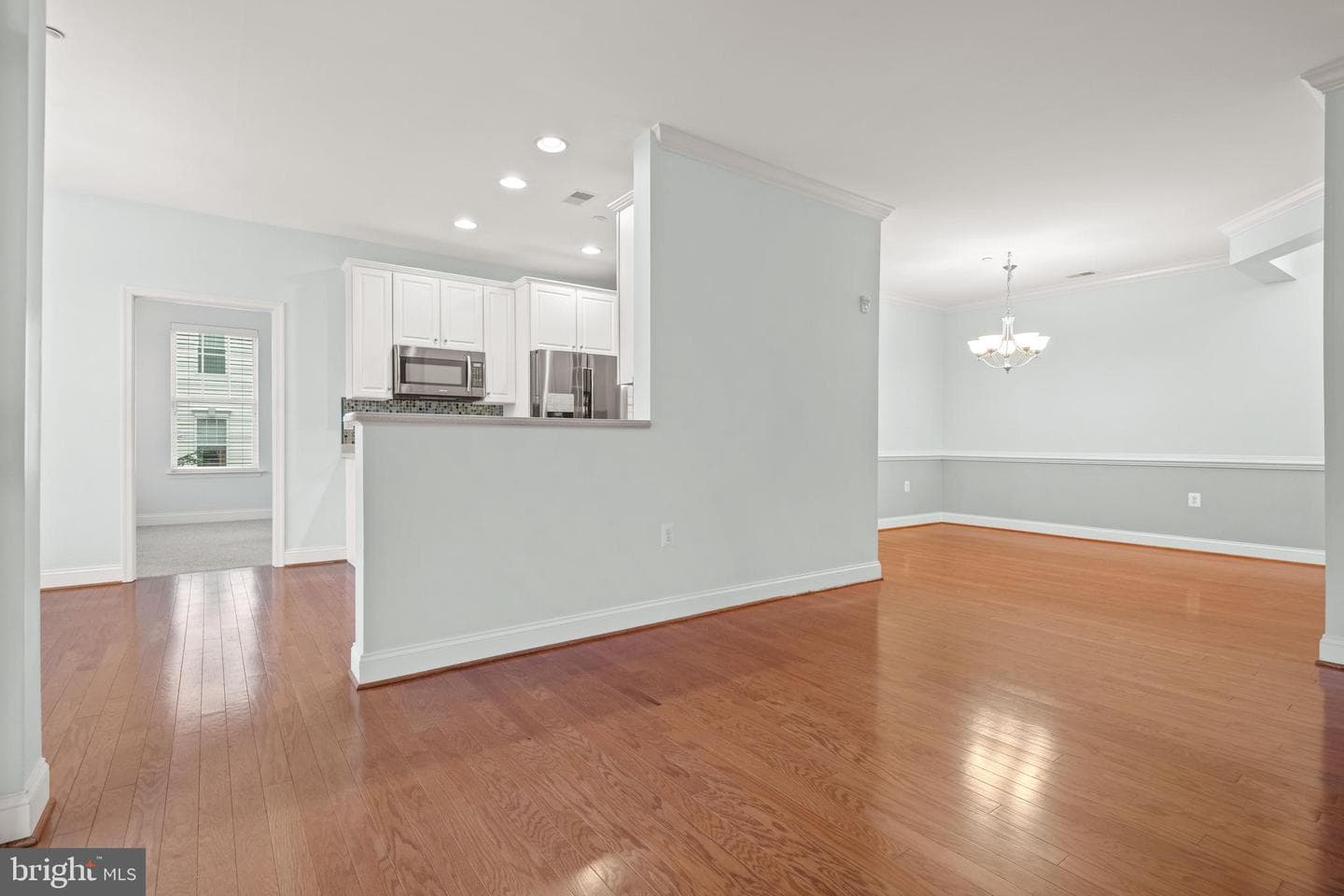 1030 Crest Way #201 photo 4