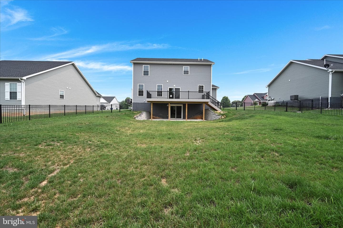 1843 Buck Hill Drive photo 32