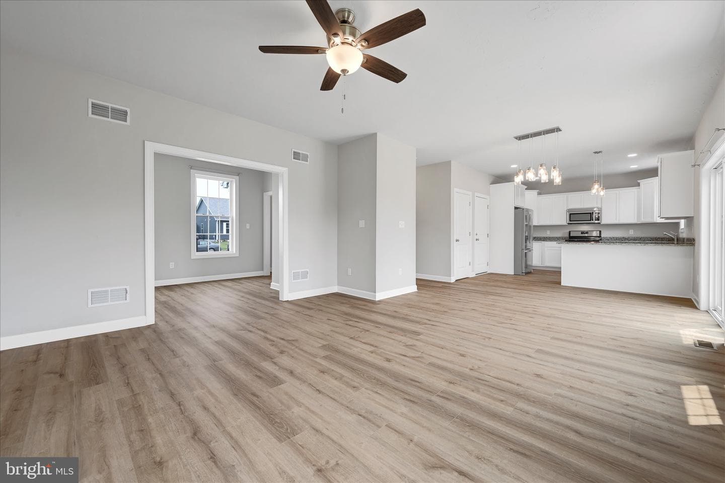 1843 Buck Hill Drive photo 9