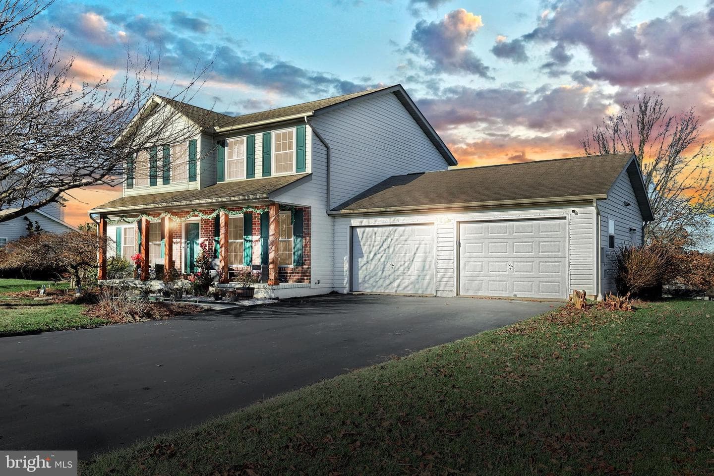 33 Poplar Springs Boulevard photo 1