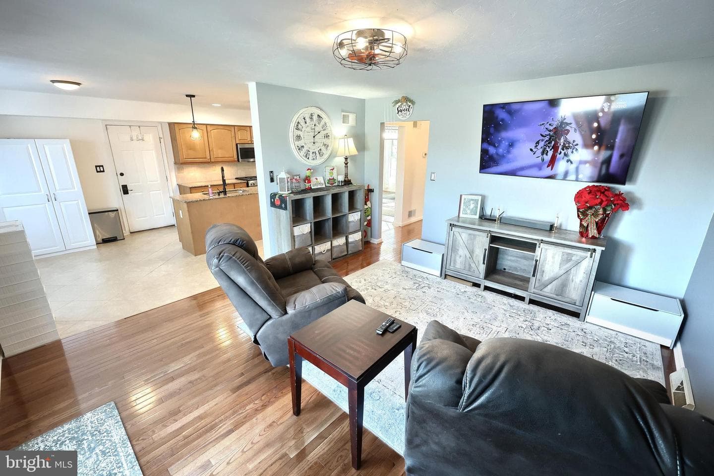 33 Poplar Springs Boulevard photo 16