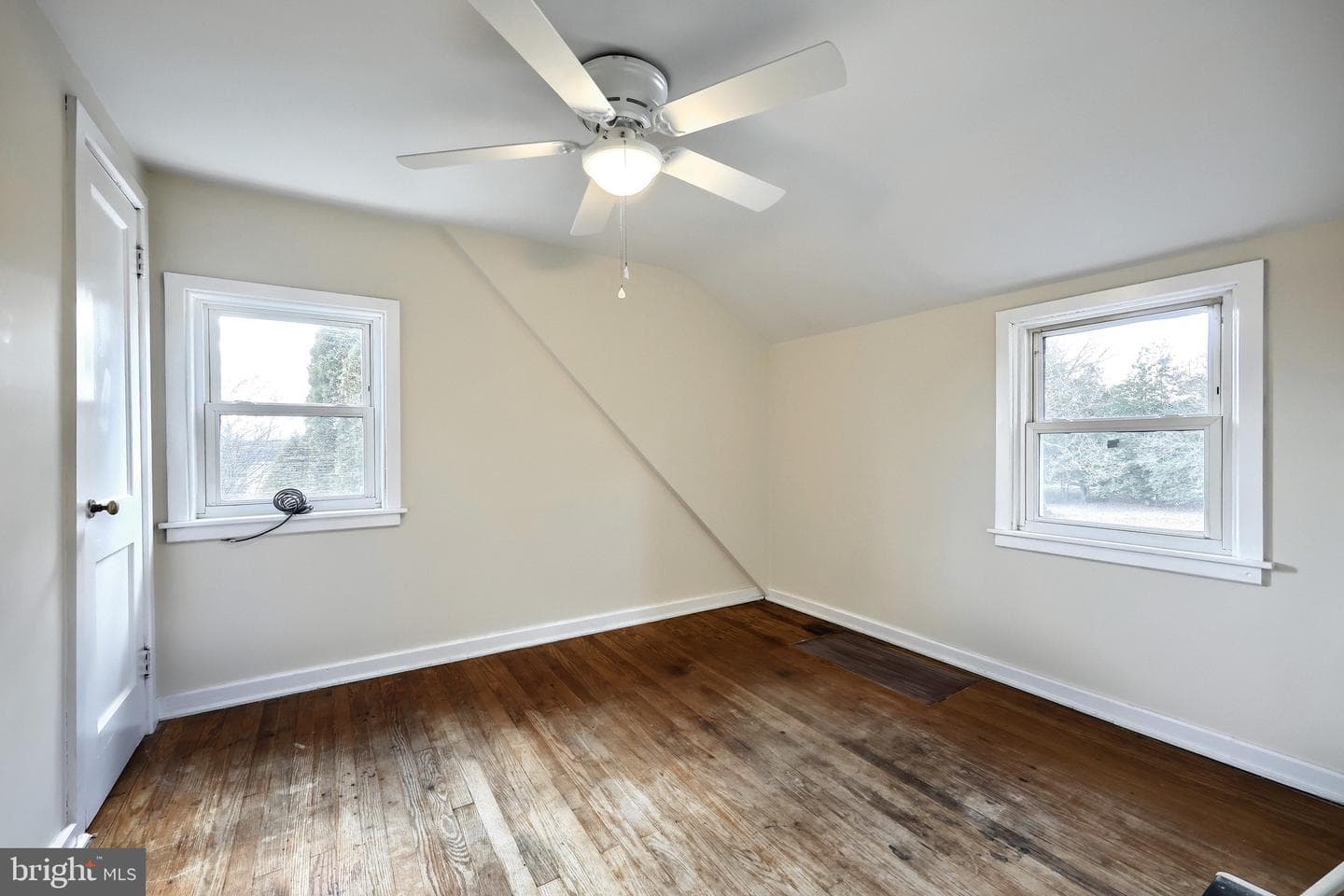 1812 N Eberts Lane photo 34
