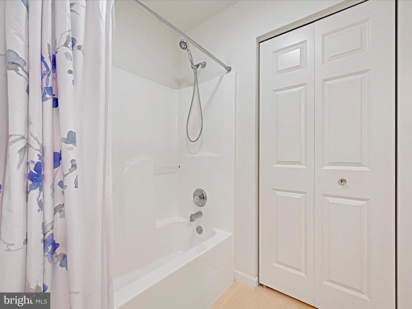 578 Hayley Road photo 22
