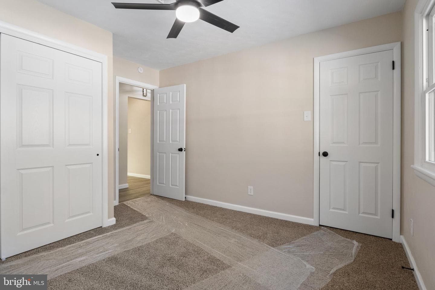 477 Summit Drive photo 17