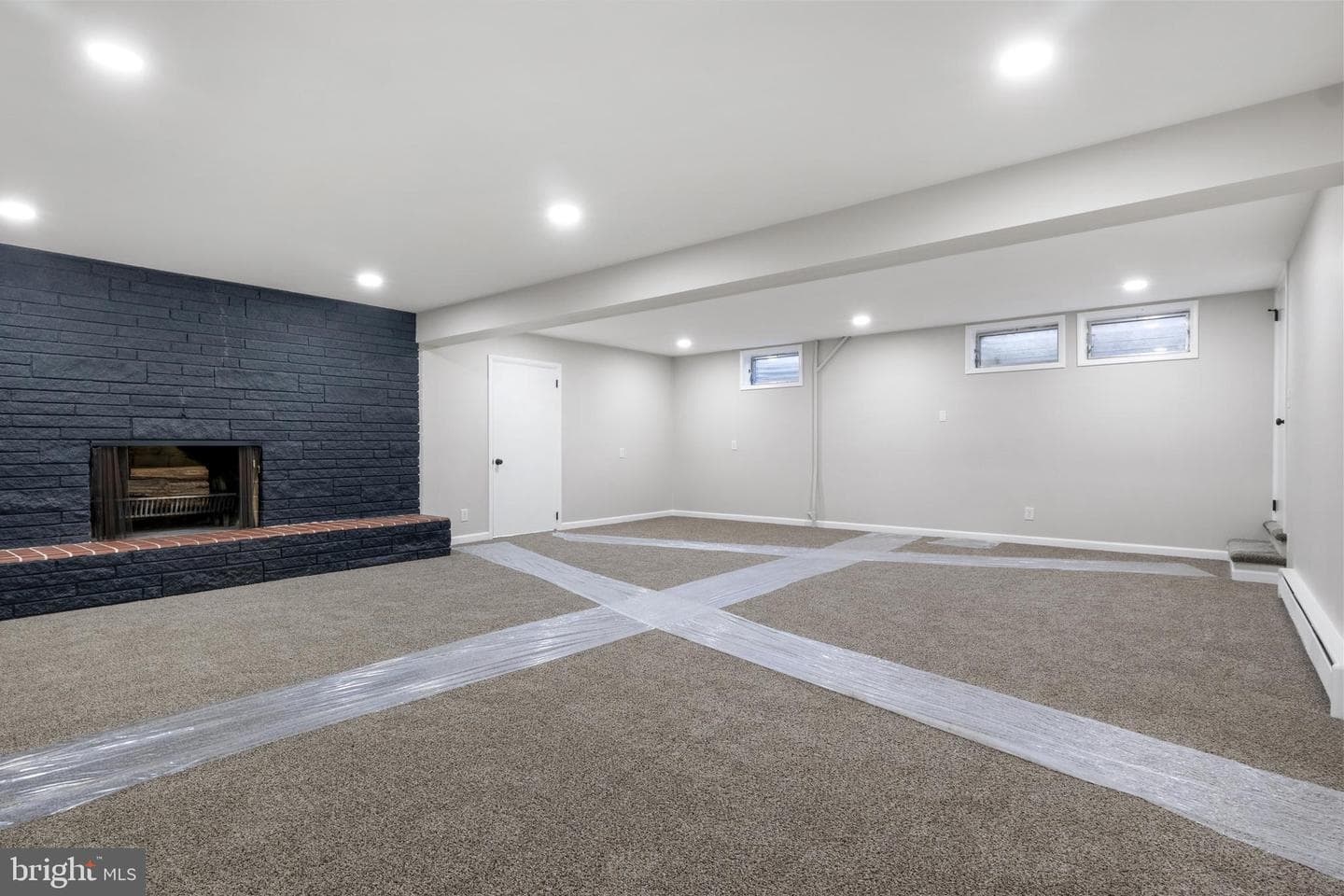 477 Summit Drive photo 31