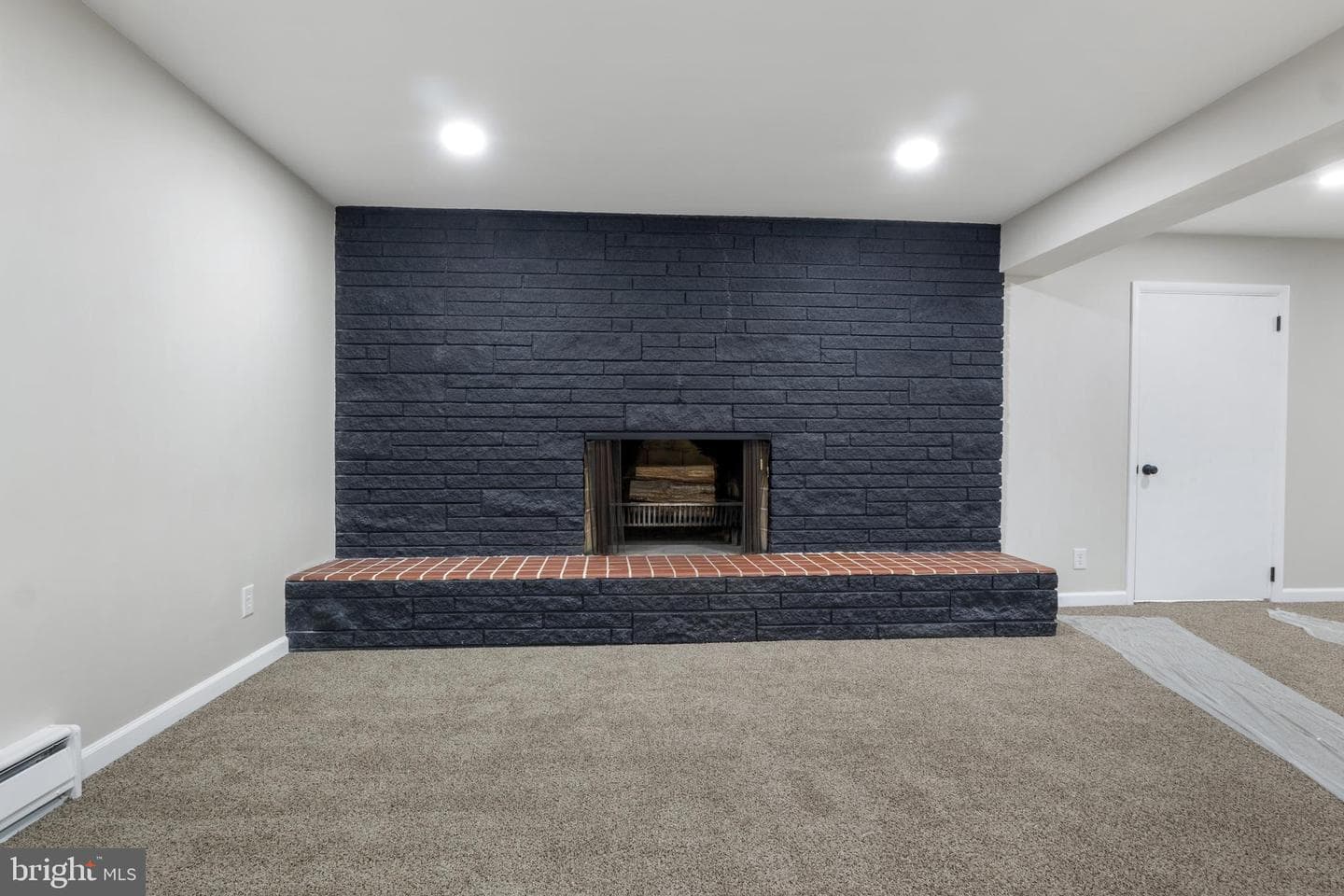 477 Summit Drive photo 32