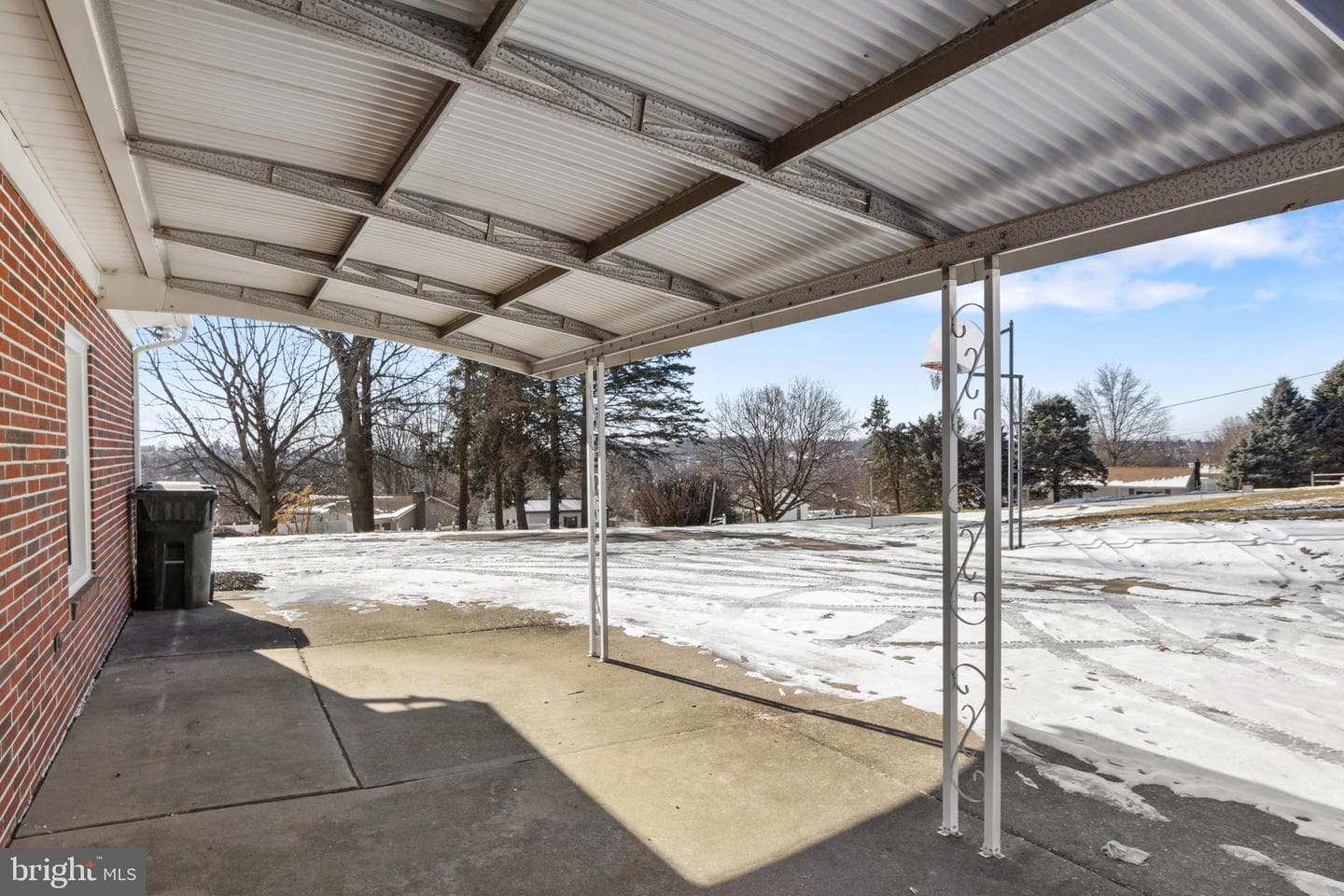 477 Summit Drive photo 38