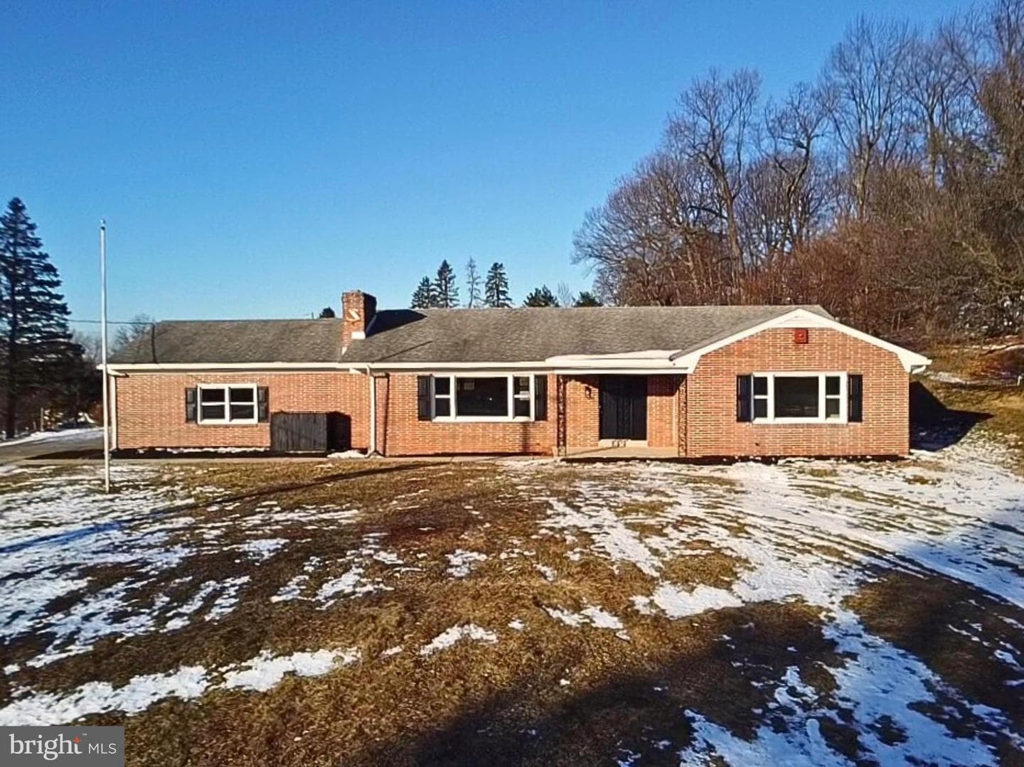 477 Summit Drive photo 44