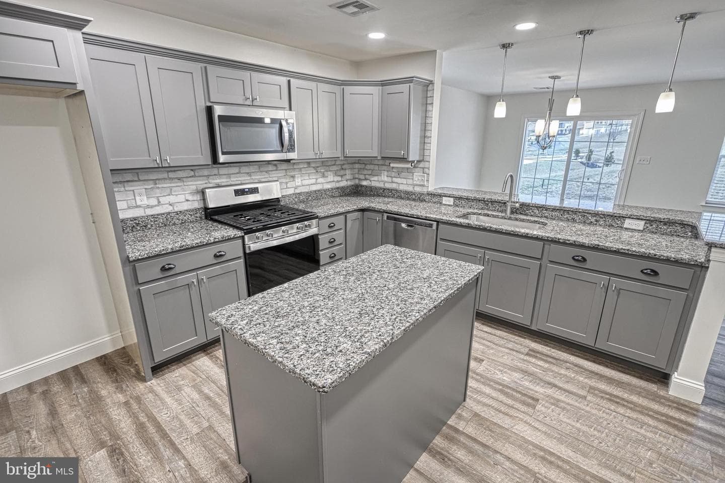 203 Eagle Road photo 17