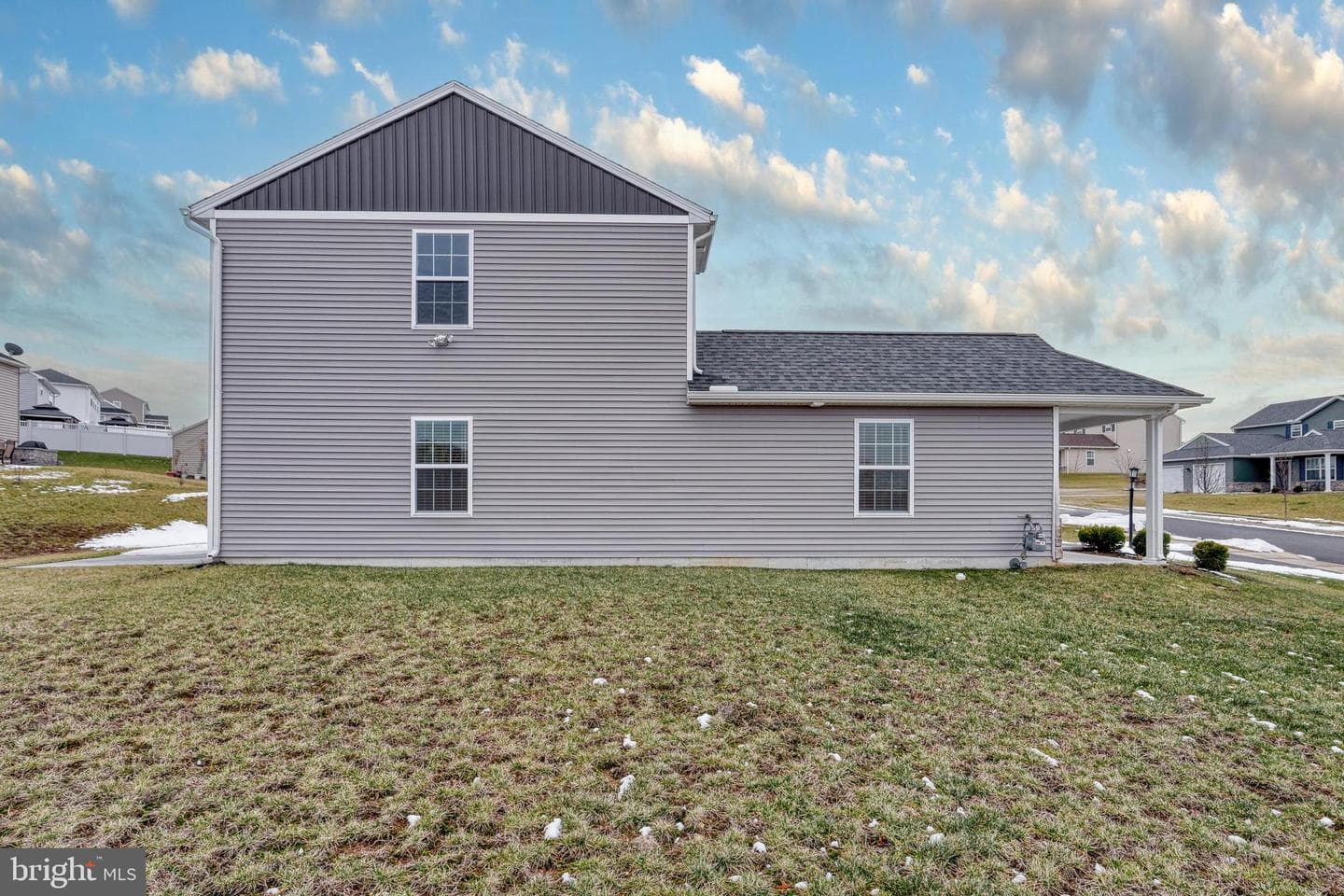 203 Eagle Road photo 6