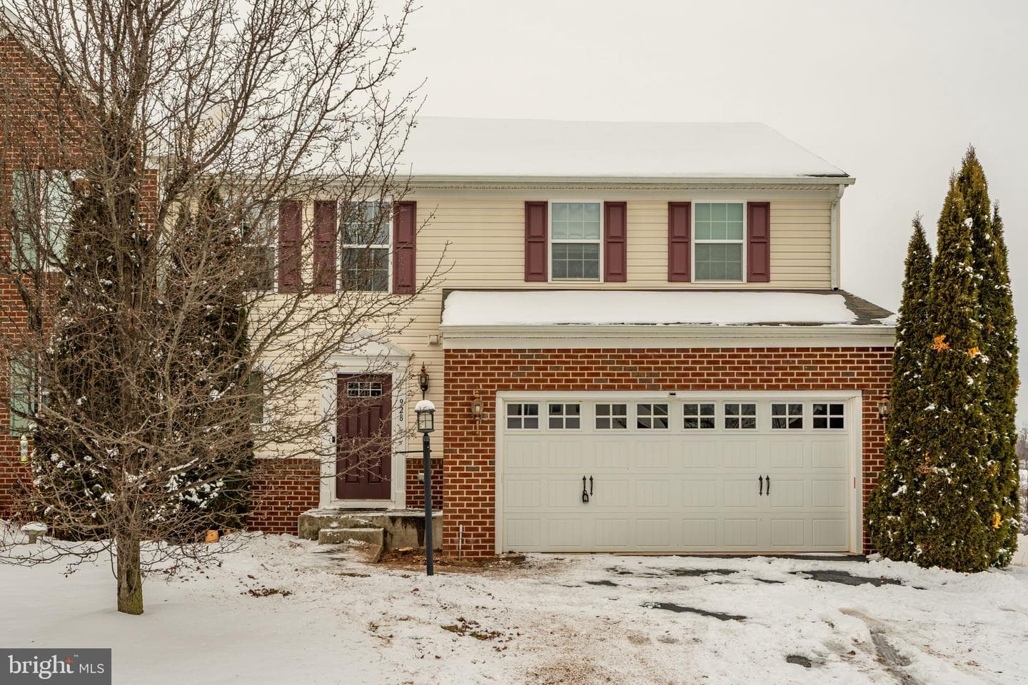 928 Cougar Pointe Circle photo 43