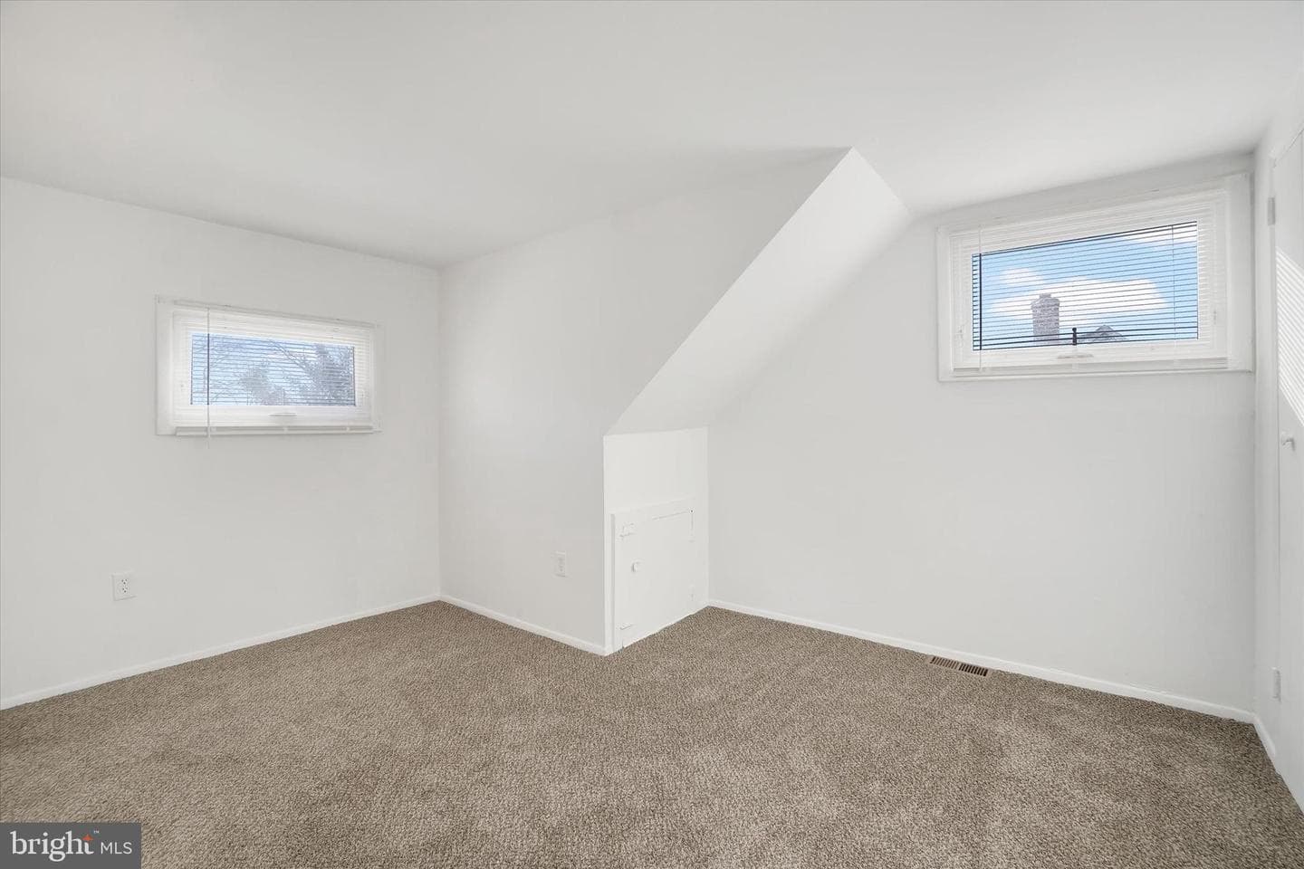 141 Stony Brook Drive photo 16