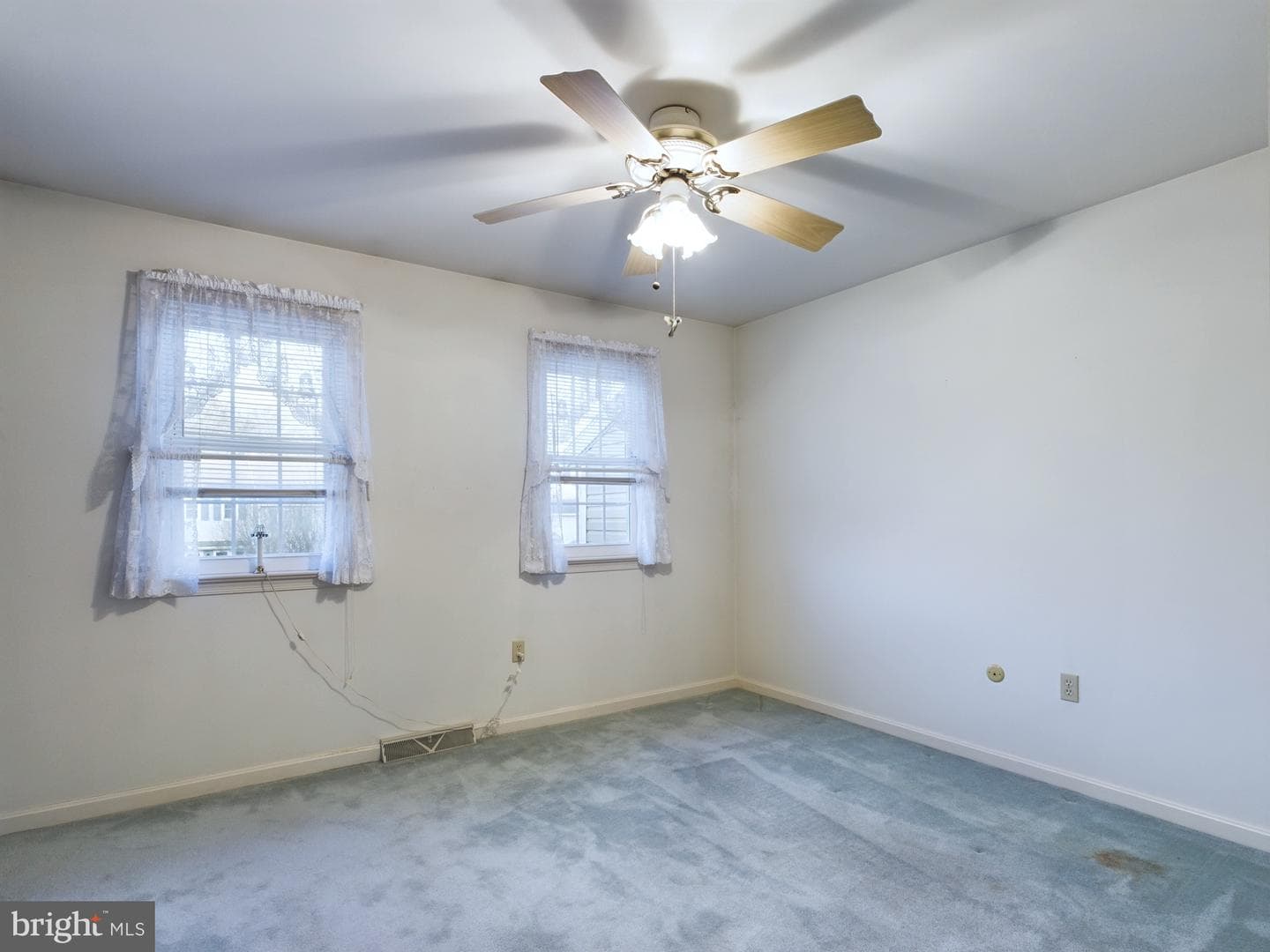 605 Bentwood Lane photo 20