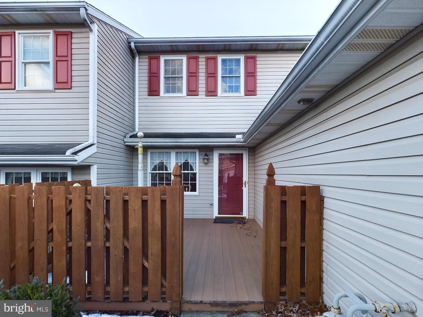 605 Bentwood Lane photo 3
