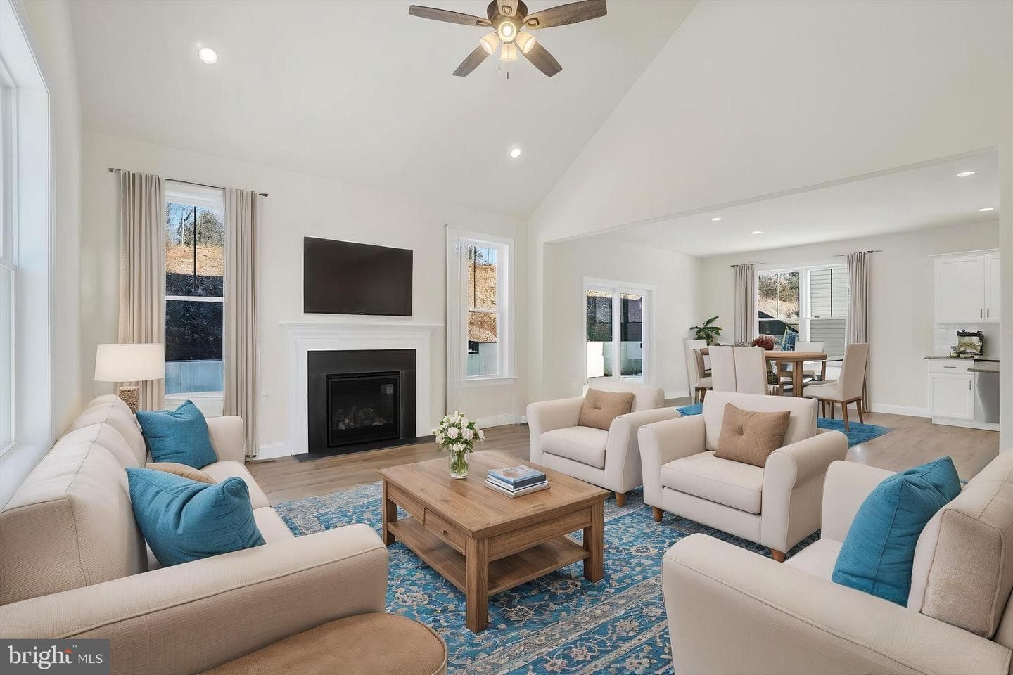 139 Eli Drive photo 3