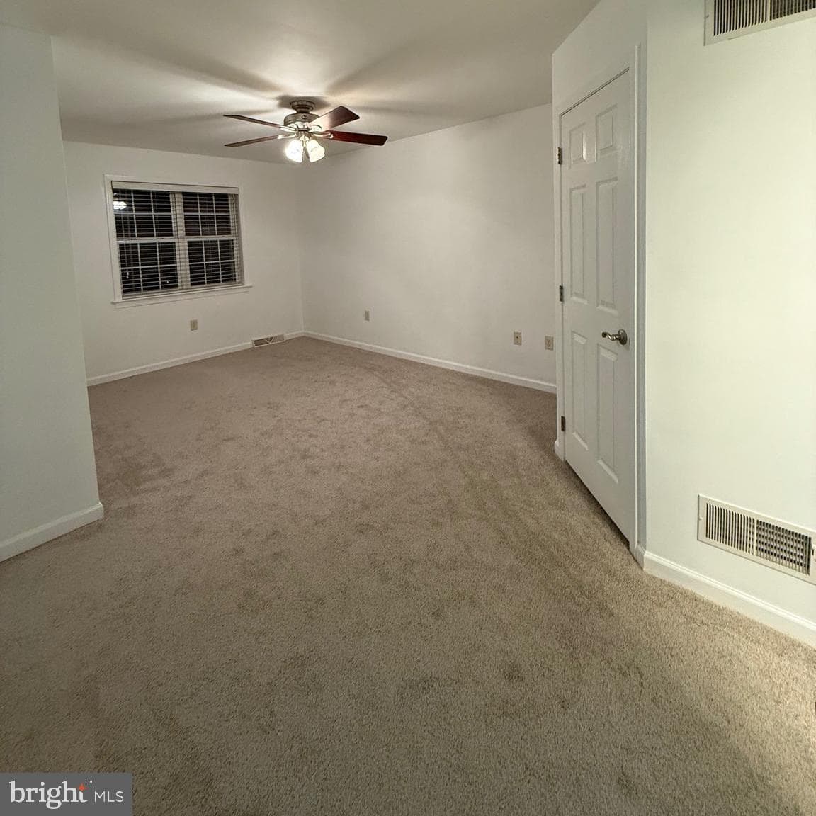 825 Thomas Armor Drive photo 12