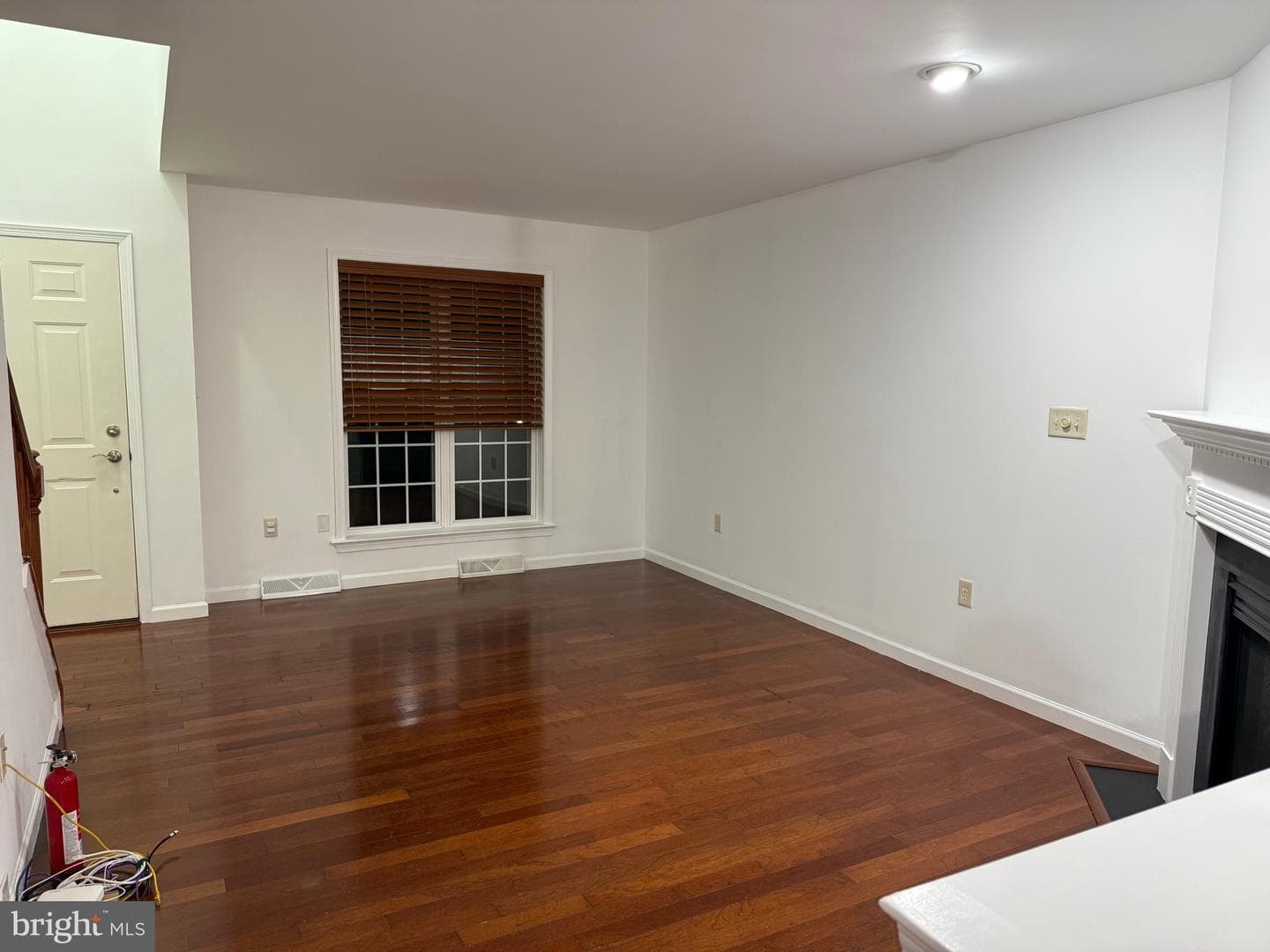 825 Thomas Armor Drive photo 6