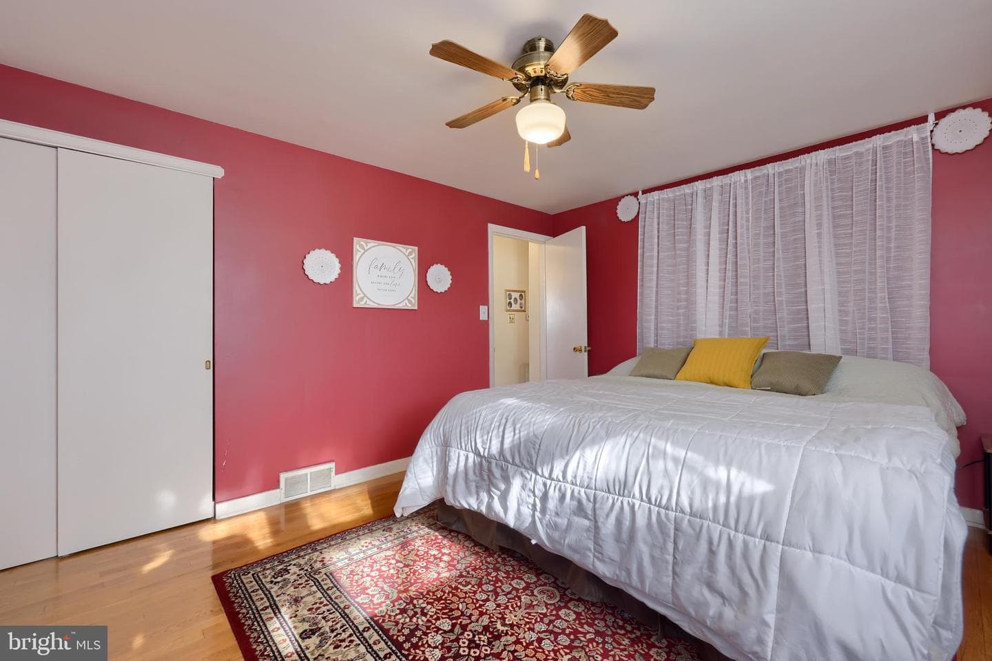 2485 Crystal Lane photo 12