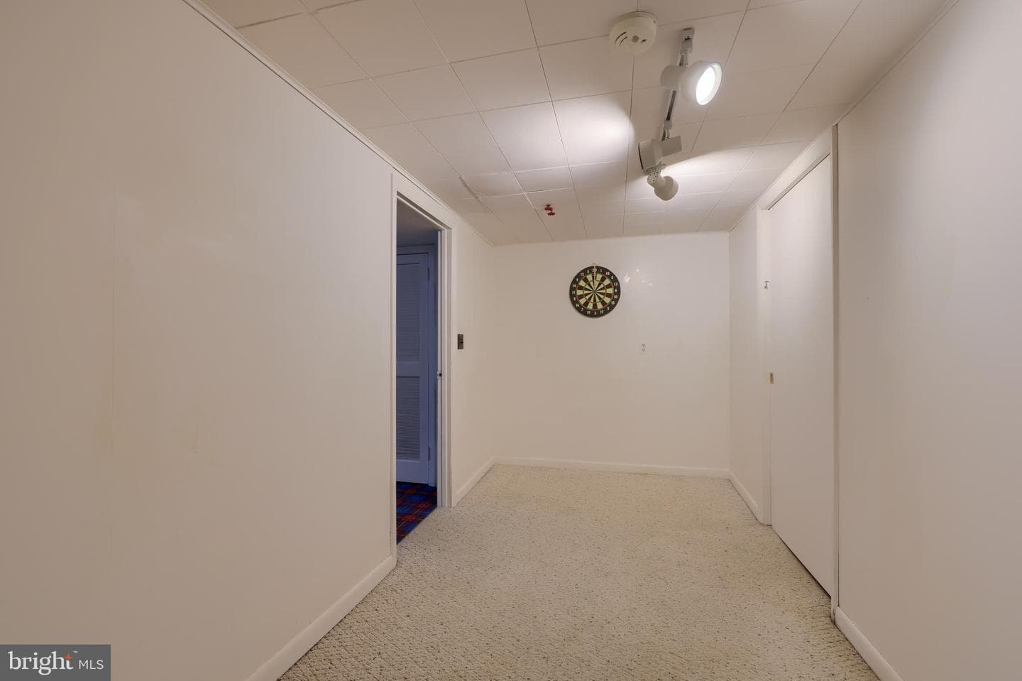 2485 Crystal Lane photo 18