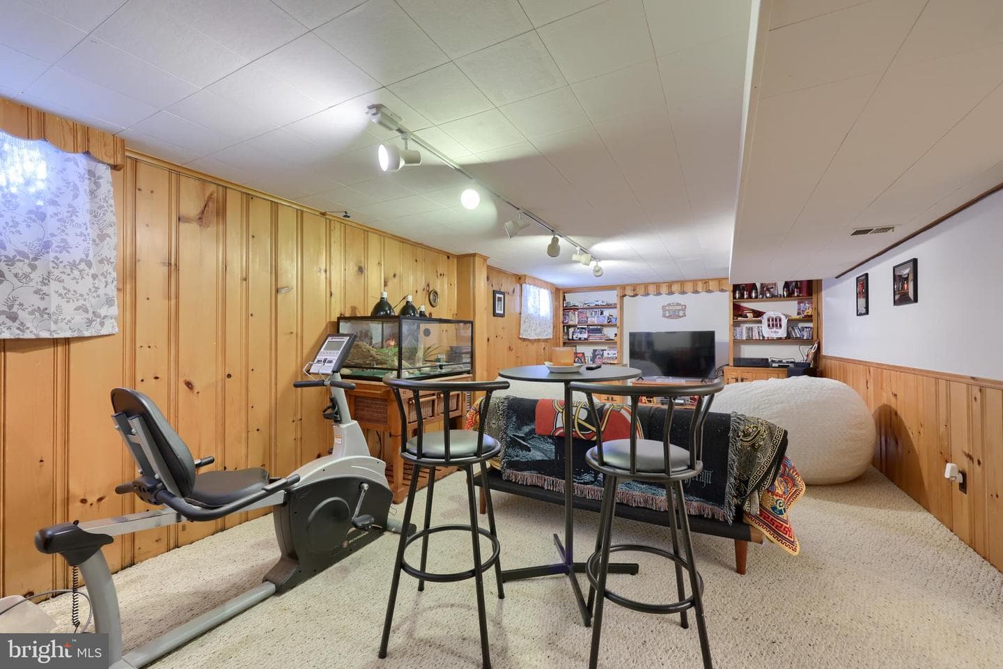 2485 Crystal Lane photo 19
