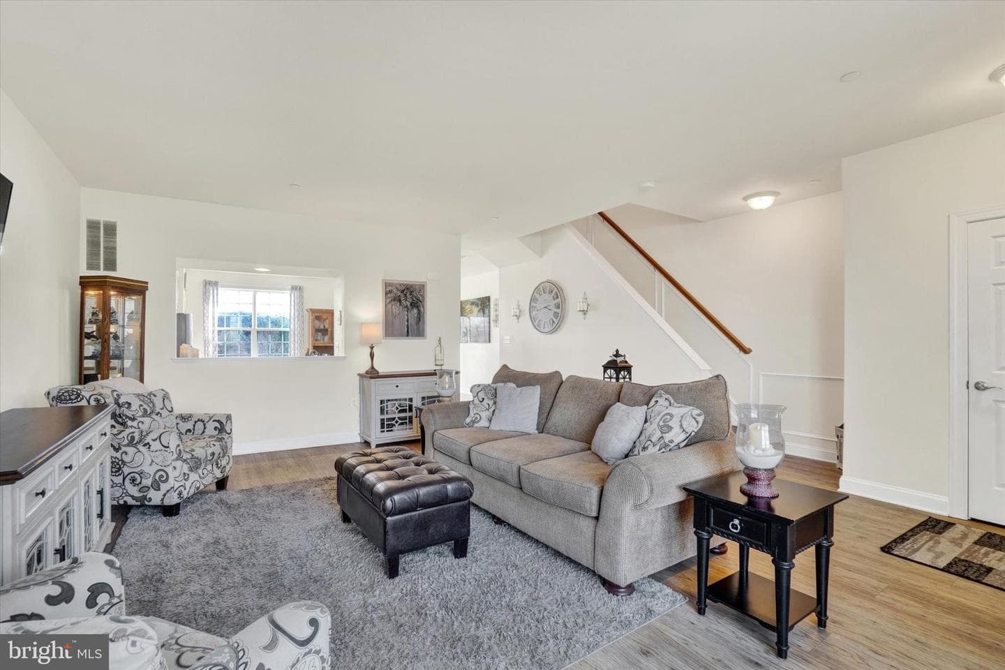 657 Sunglow Drive photo 6
