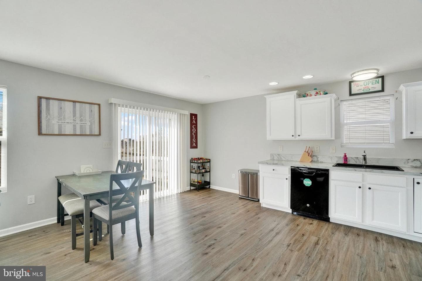 777 Cougar Pointe Circle photo 10