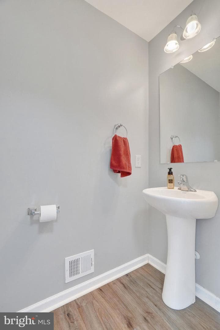 777 Cougar Pointe Circle photo 12