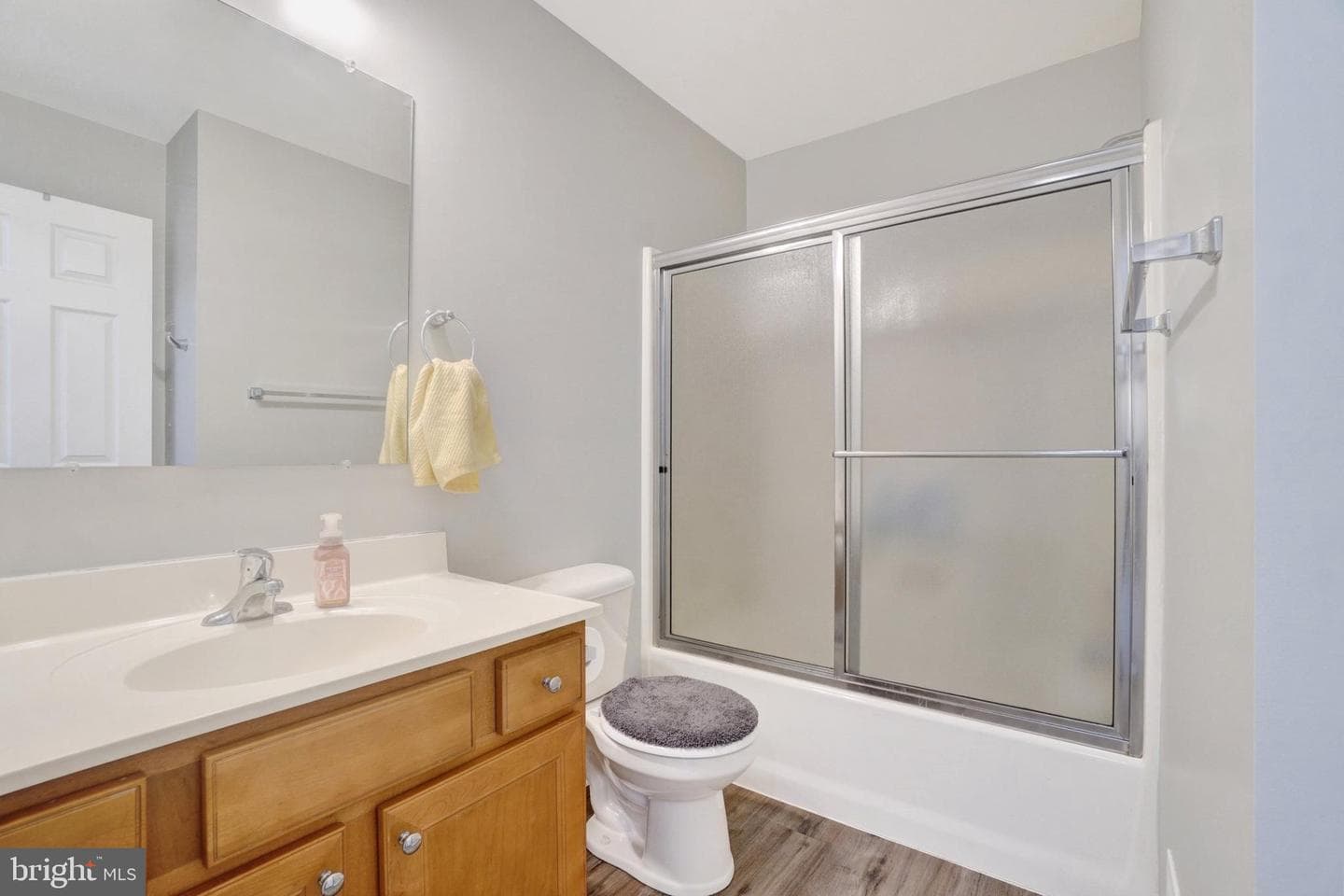 777 Cougar Pointe Circle photo 18