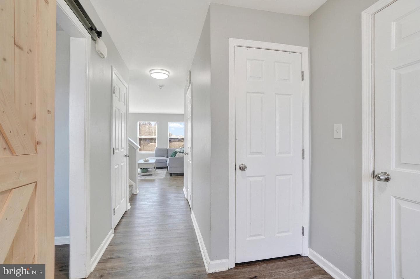 777 Cougar Pointe Circle photo 3