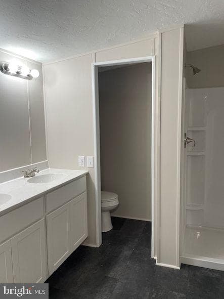 737 Shawna Avenue photo 11