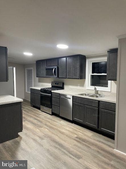 737 Shawna Avenue photo 17