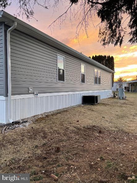 737 Shawna Avenue photo 3